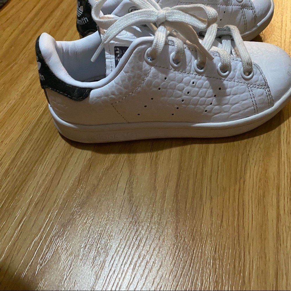 Adidas Stan Smith toddler 11 boy shoes